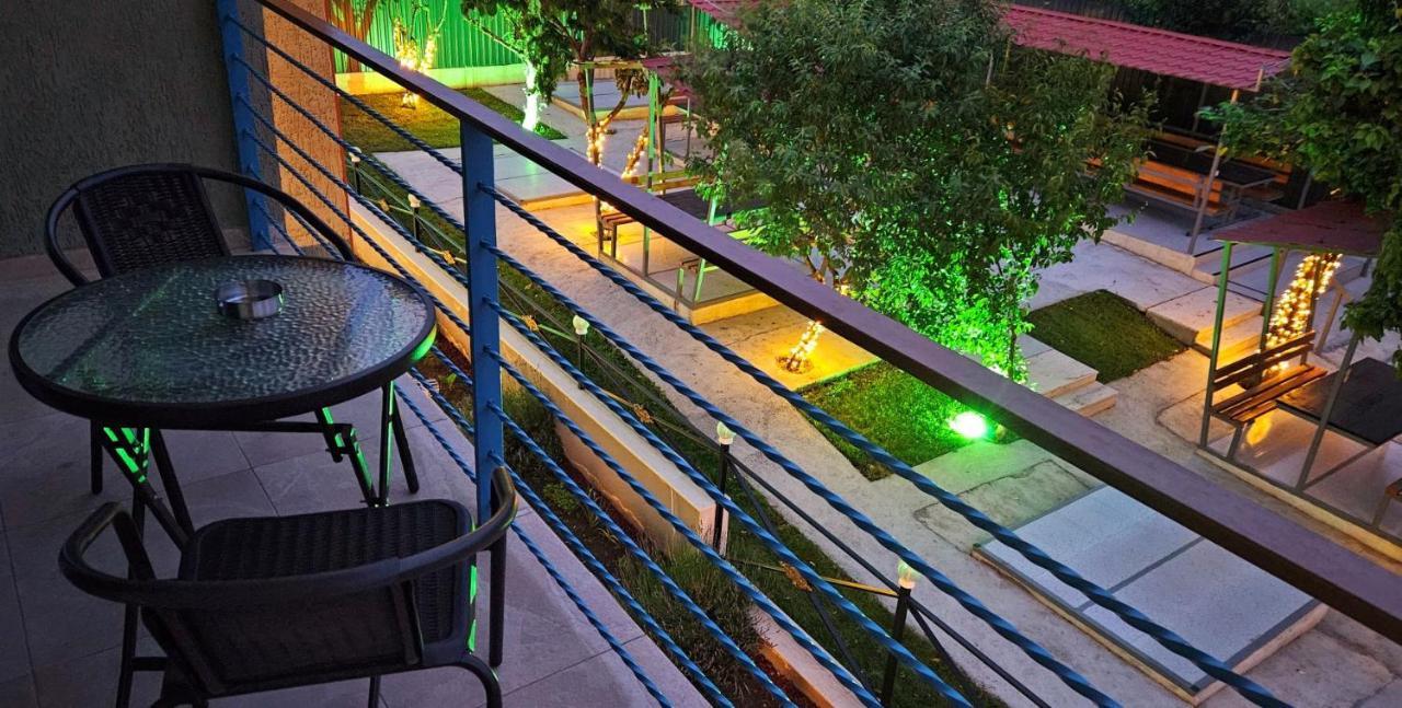 Sierra Hotel Тбилиси Экстерьер фото