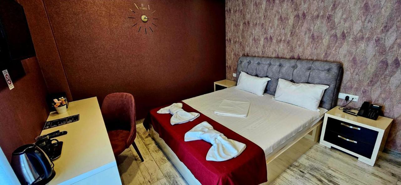 Sierra Hotel Тбилиси Экстерьер фото