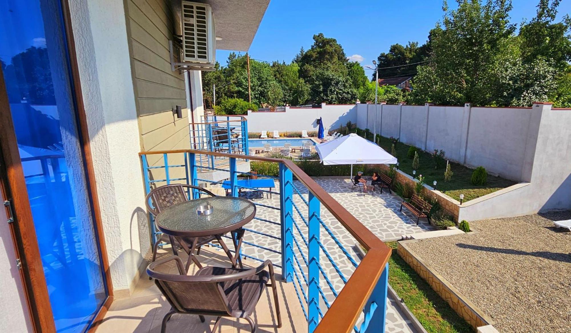Sierra Hotel Тбилиси Экстерьер фото