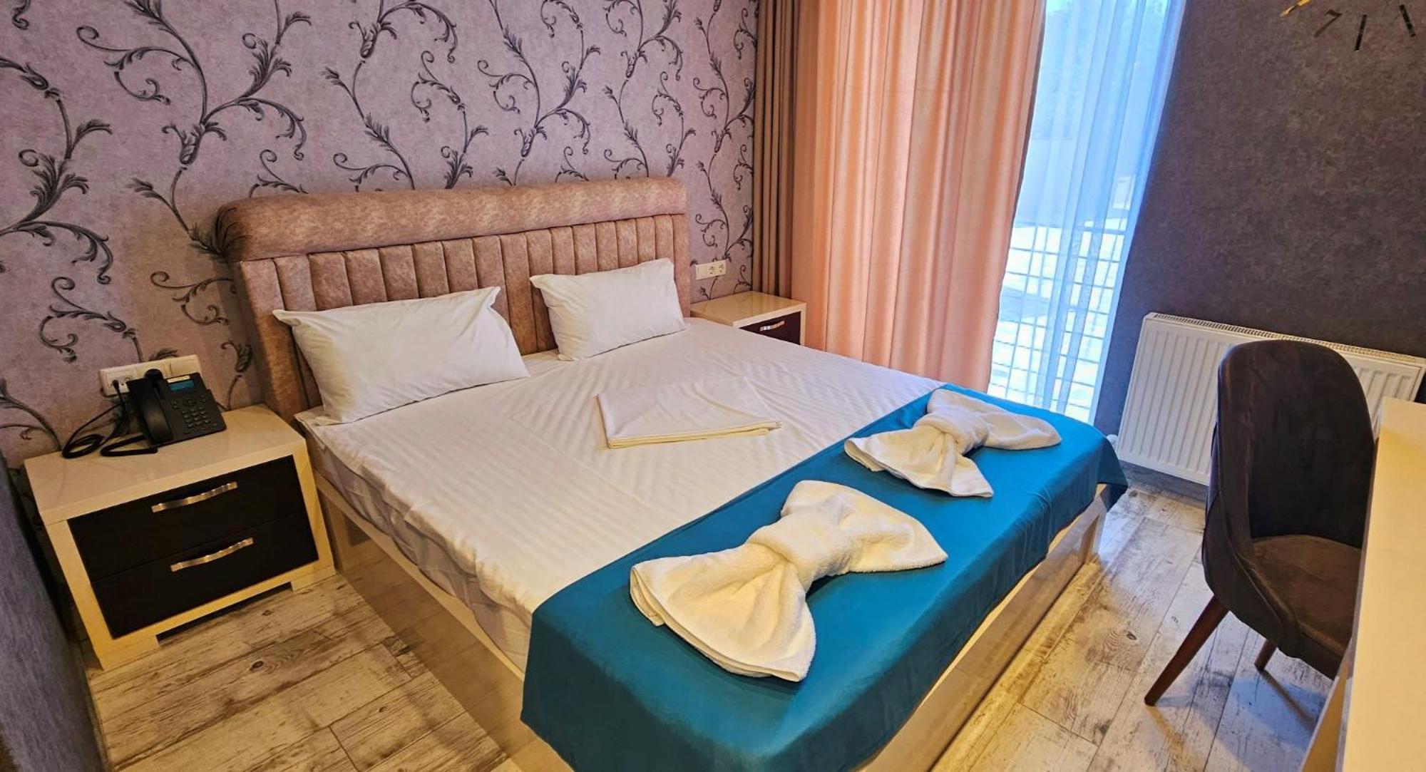 Sierra Hotel Тбилиси Экстерьер фото